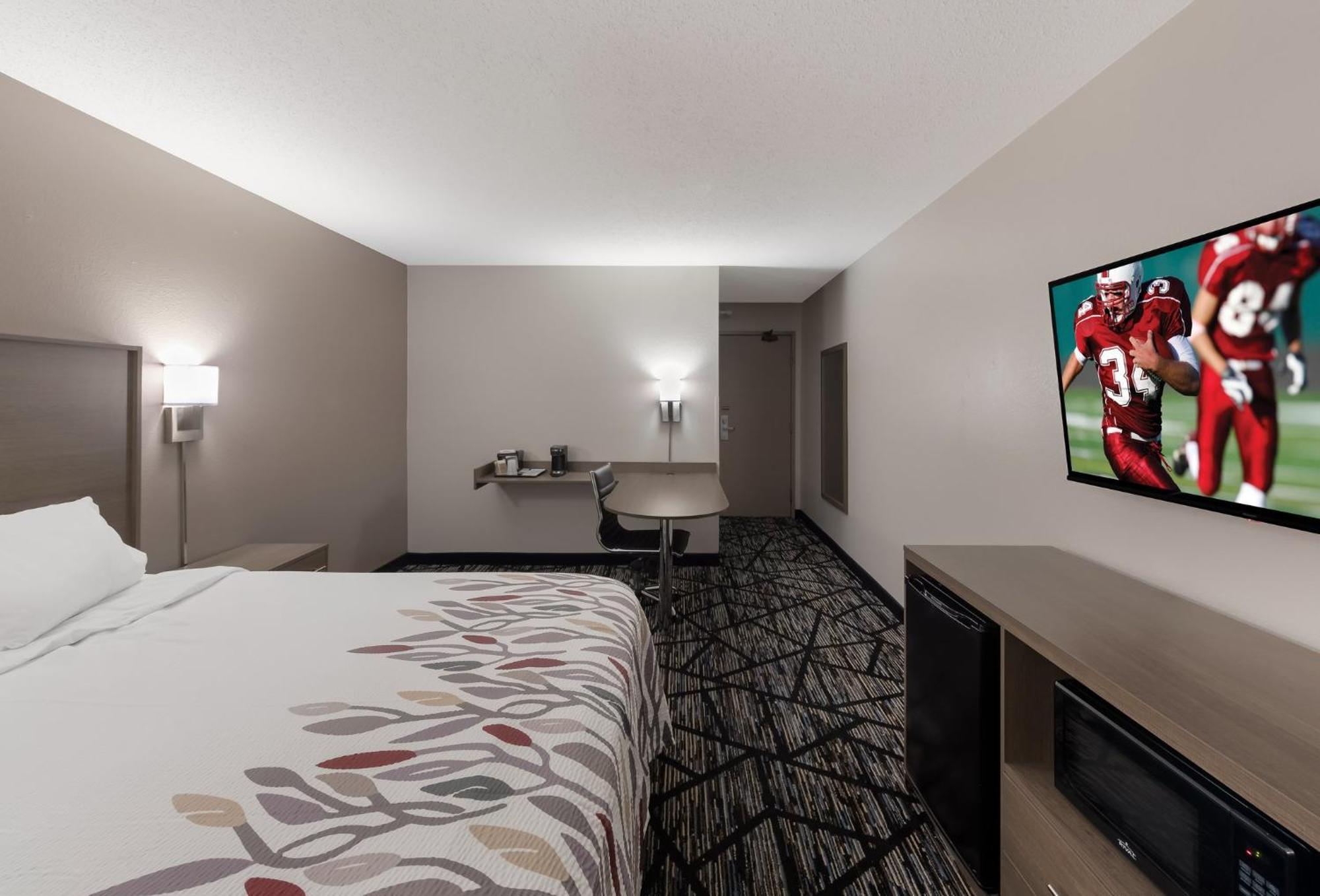 Red Roof Inn Mansfield Bagian luar foto